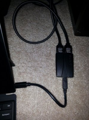 ZOTAC DP TO 2X HDMI DONGLE.jpg ZOTAC DP TO 2X HDMI DONGLE.jpg