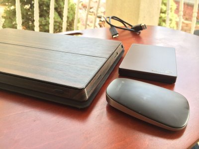 seagate_back_2.JPG seagate_back_2.JPG