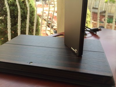 seagate_back_1.JPG seagate_back_1.JPG