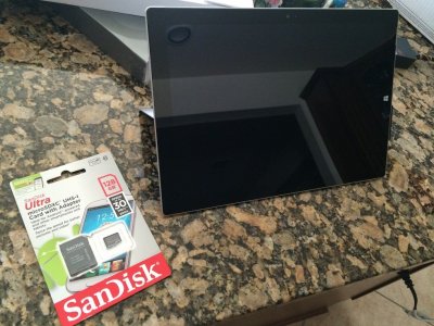 SP3_w_128GbCard_Small.jpg
