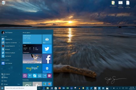 Win10 Beach Desktop.JPG